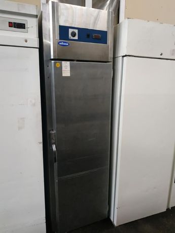 shkaf holodilnyj b u accona cs 500 nerzhaveyushij dlya kafe restoran