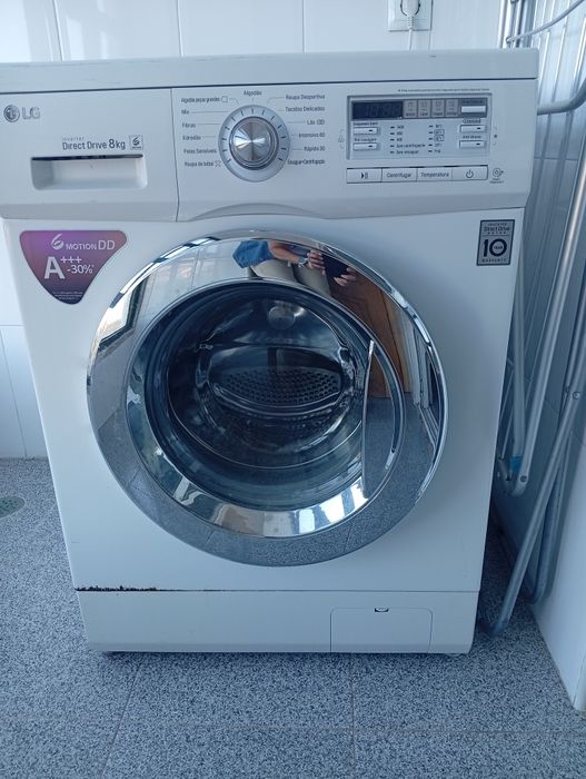 Pack Cozinha Jovem | Frigorífico + Máquina Loiça + Máquina Roupa 
Preço: 550€
Descrição:
Vendo conjunto de eletrodomésticos ideal para equipar