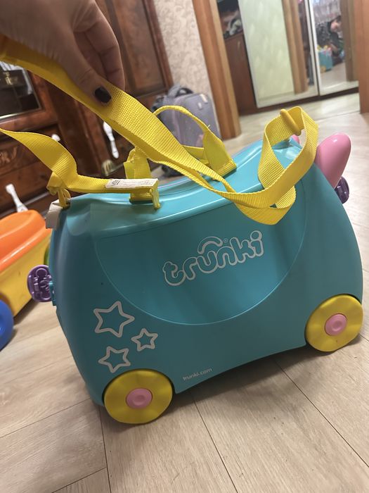 Чемодан на колесах Trunki