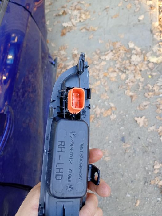 Przycisk otwierania szyby ford focus MK3 prawy