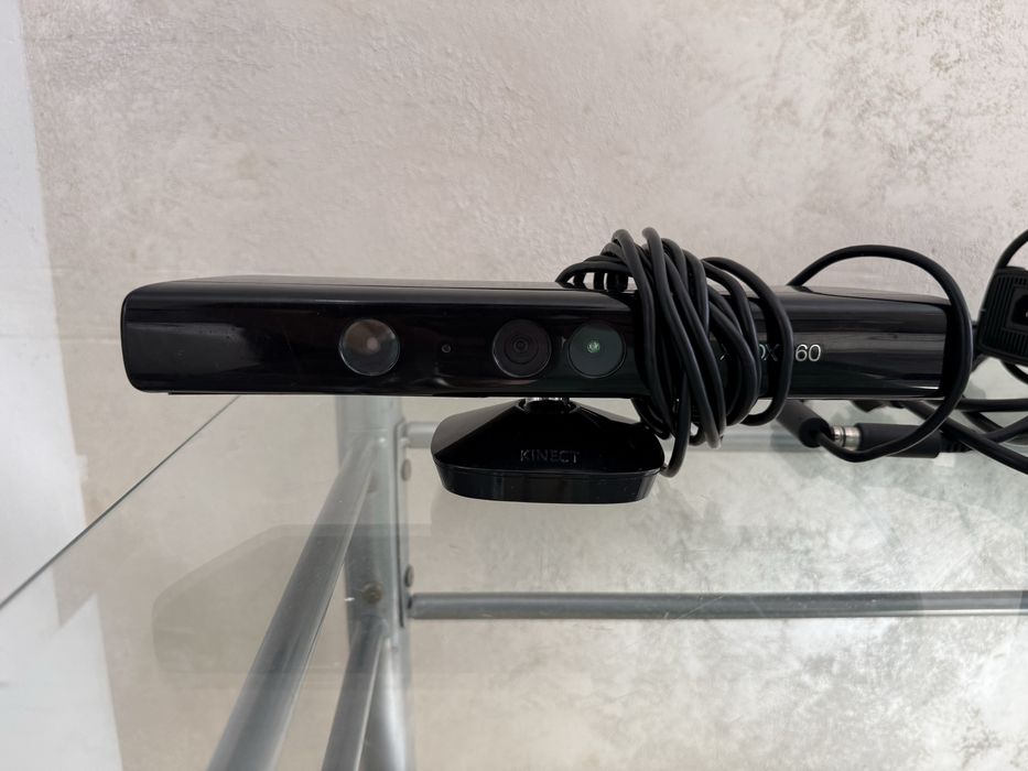 Konsola Xbox 360 E