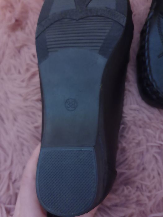 Mokasyny czarne damskie na lekkim obcasie rozmiar 38