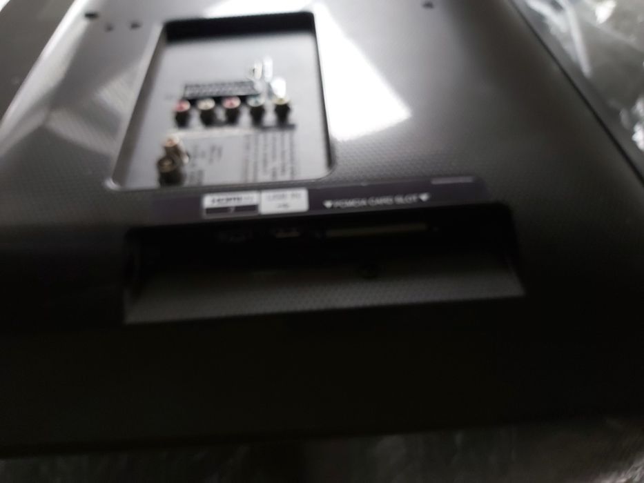 Telewizor LG 32' I Sharp 40"