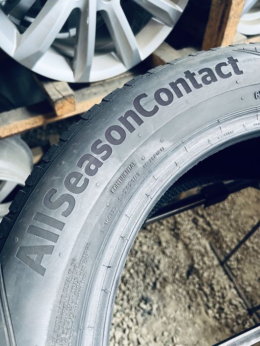 Шини Резина Всесезонні 235 55 17 Continental AllSeasonContact 2шт