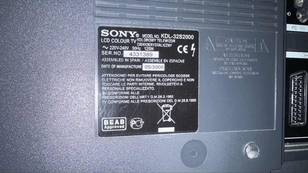 Tv sony bravia  avariada, ecra partido