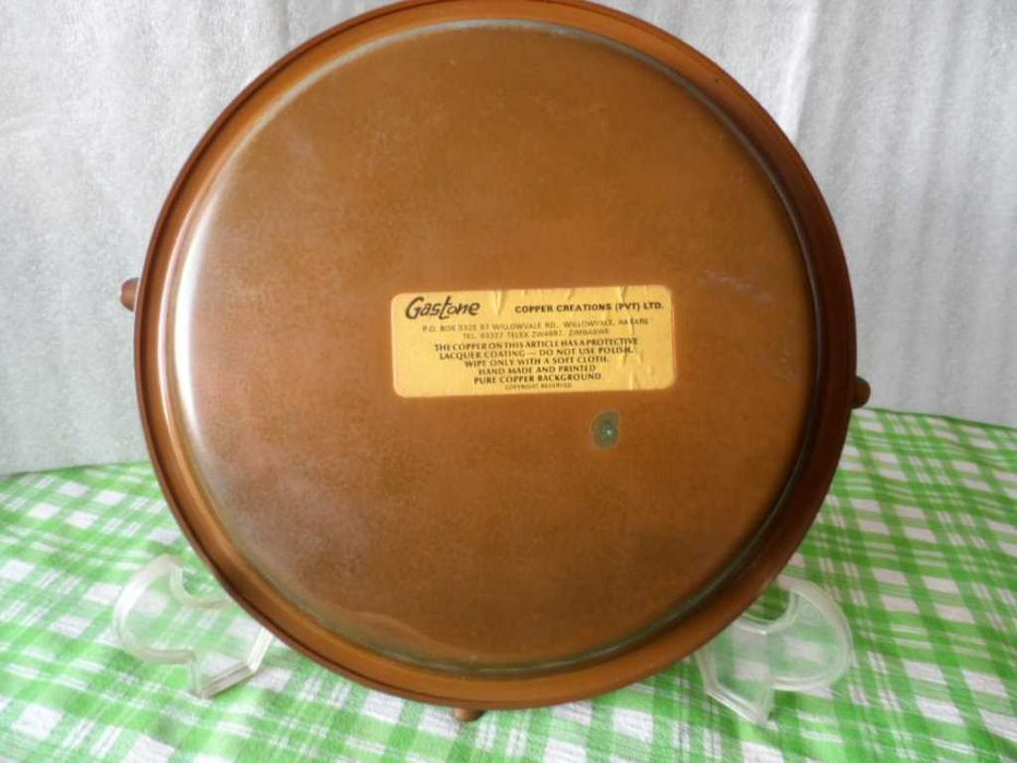 CINZEIRO em cobre lacado africano, com motivo tribal