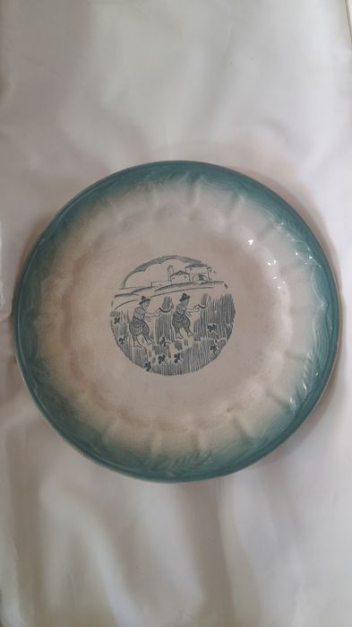 Prato Faiança Sacavém Formato Espiga Época Estado Novo