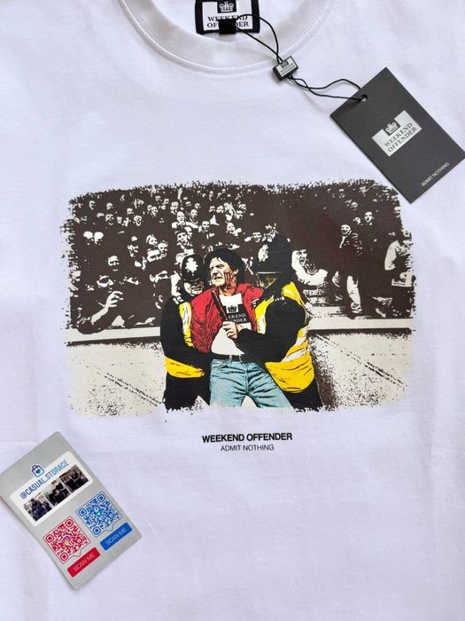 Футболка Weekend Offender