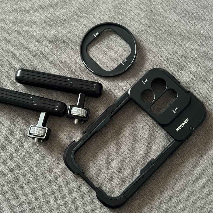 Клетка рамка для iphone 15 pro