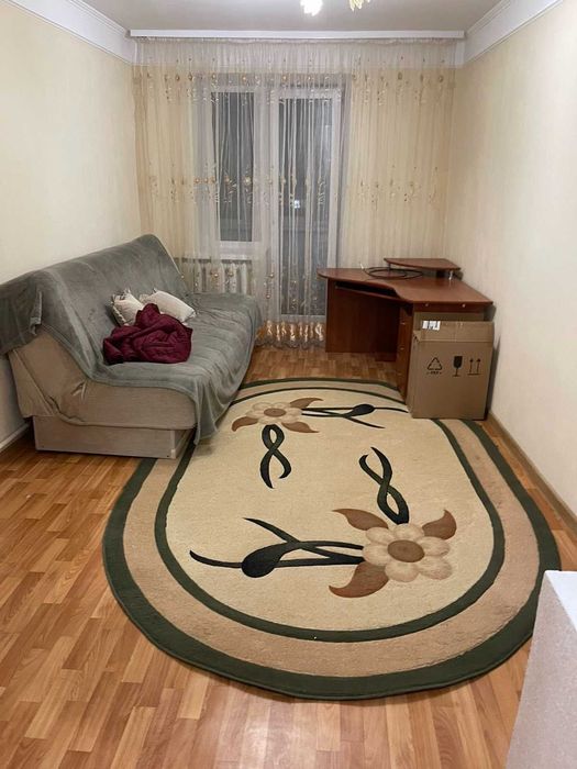 (3) Продам 3-кімнатну квартиру Ленінський район 1736