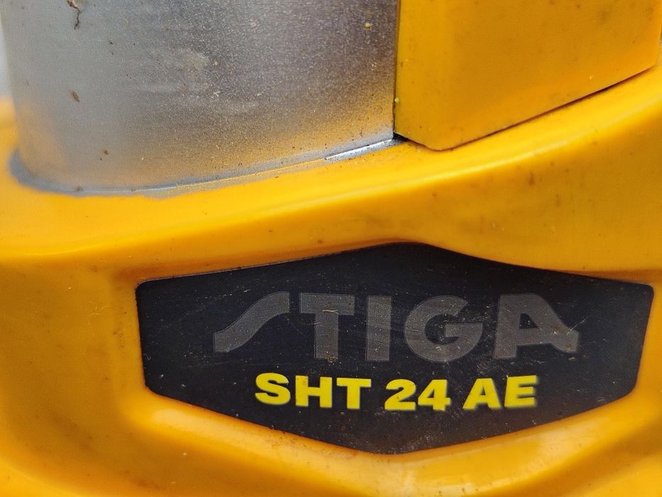 Akumulatorowe nożyce do żywopłotu STIGA SHT24AE