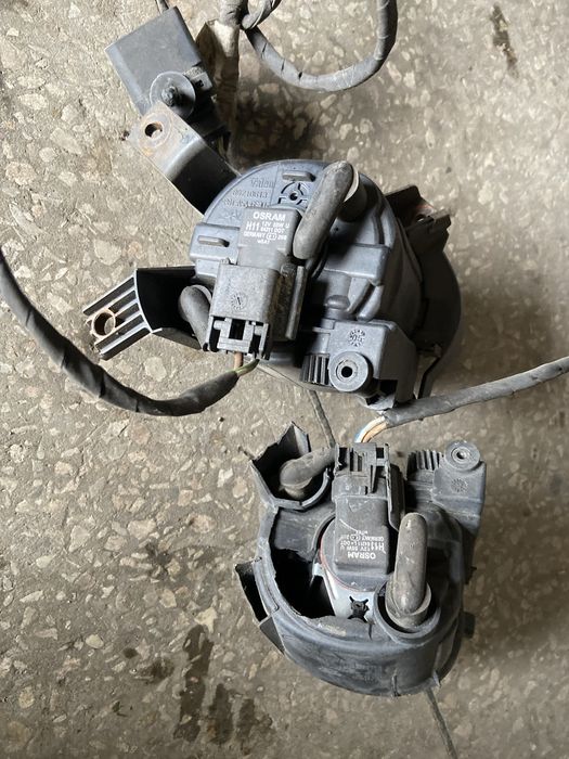 Фари галогенові Ауді а4в6