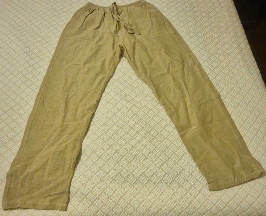 Calças bege e vermelhas de Algodão (Novas)