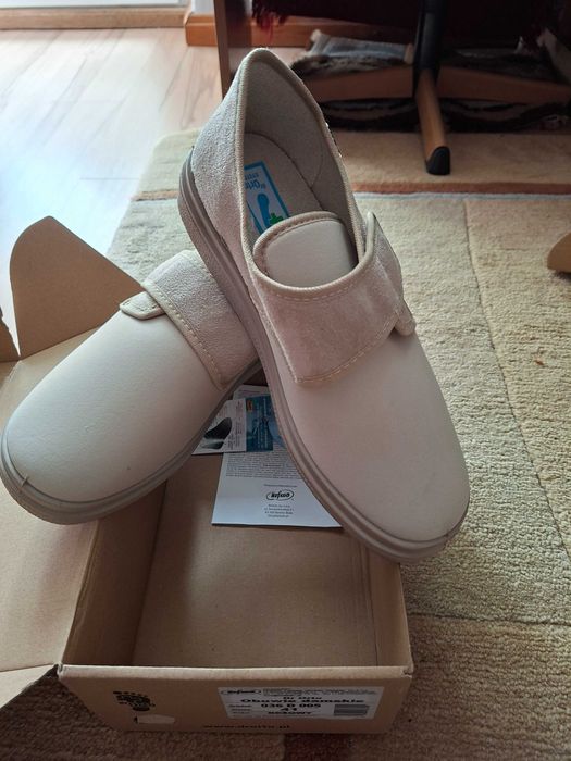 Buty damskie r 41 Dr Orto beżowe Nowe