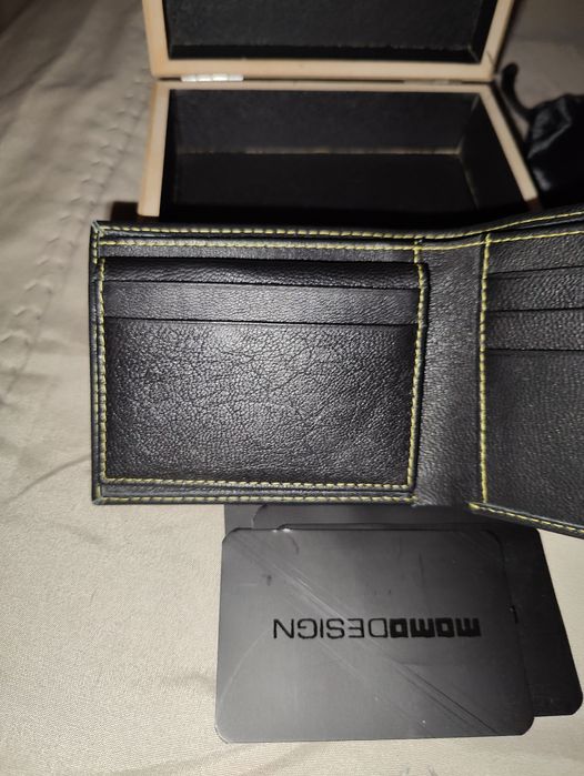 Carteira Momo Design ( original) nova