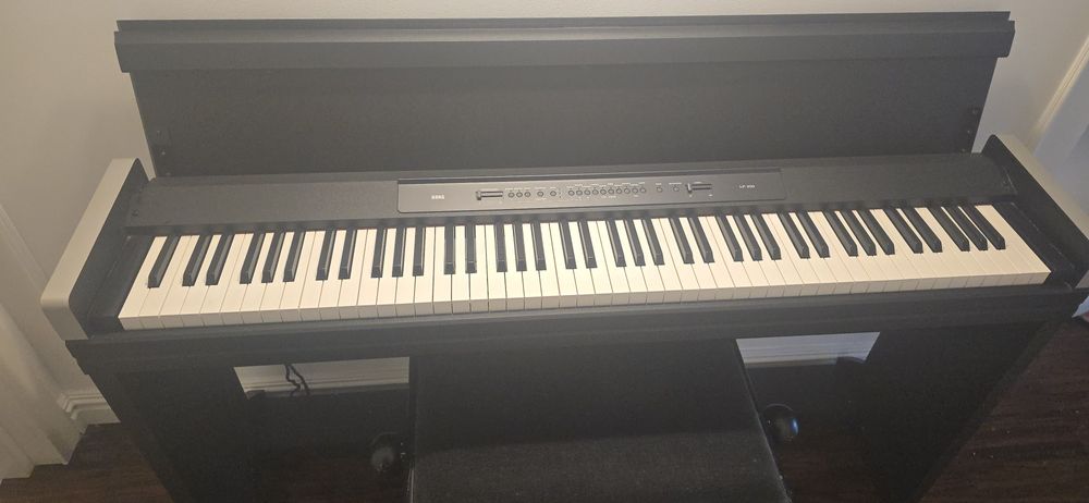 Japońskie pianino cyfrowe elektryczne Korg LP-350 + regulowany stołek