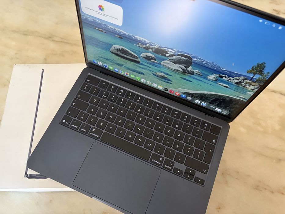 Apple MacBook Air 13 M4 16gb/256gb (17 ciclos de bateria)