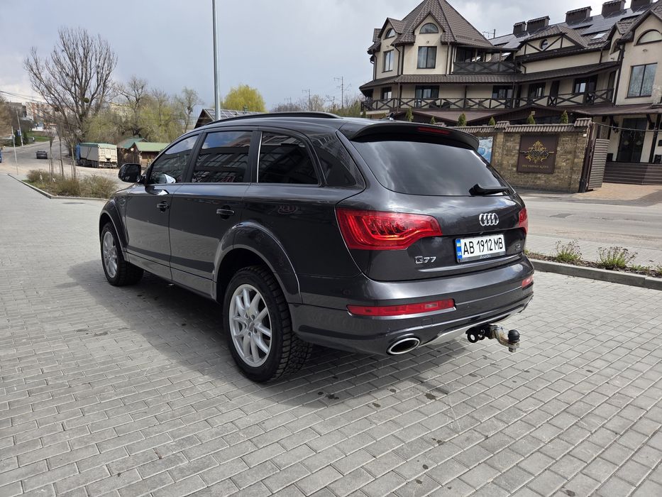 AUDI Q7 2014р.в  3.0 дизель