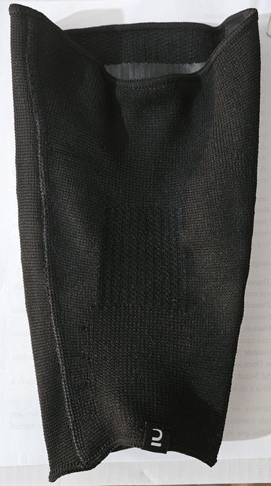 Joelheira de Suporte Lateral e Rótula em Gel R100 (Tamanho M)