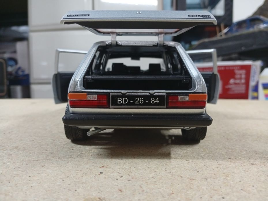 1/18 Volkswagen golf 1 GTI