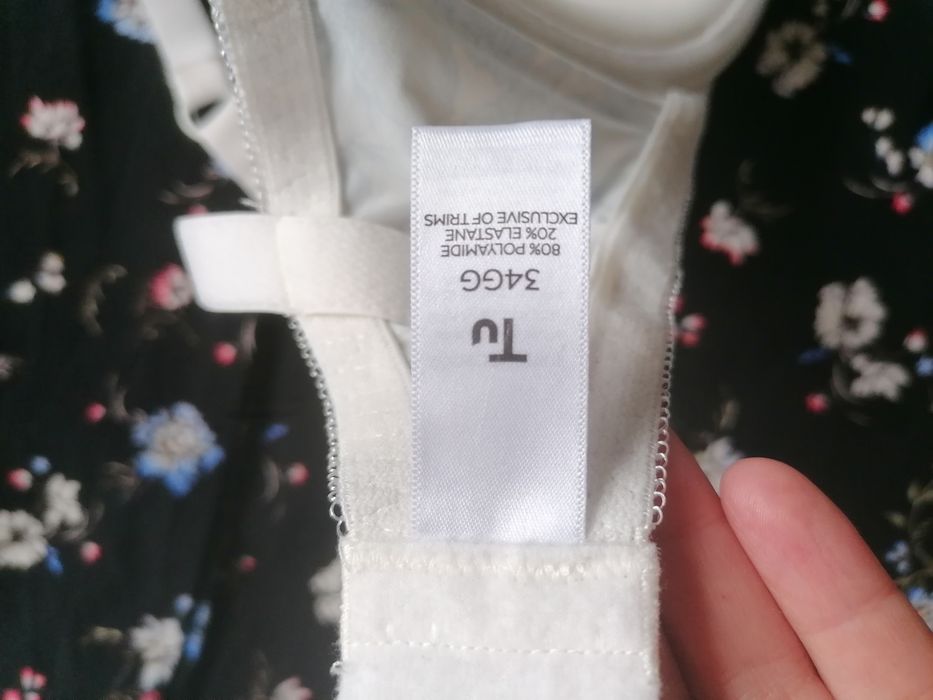 Duży usztywniany biały biustonosz na fiszbinach 75GG 75H