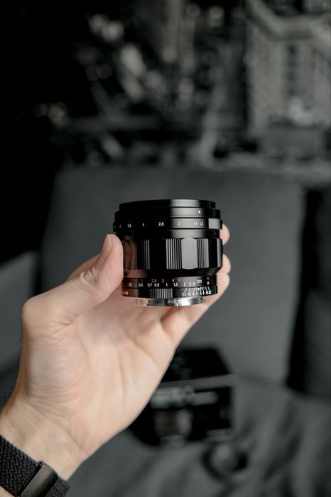 Voigtlander 40mm f1.2 e mount (ou Z mount com adaptador)