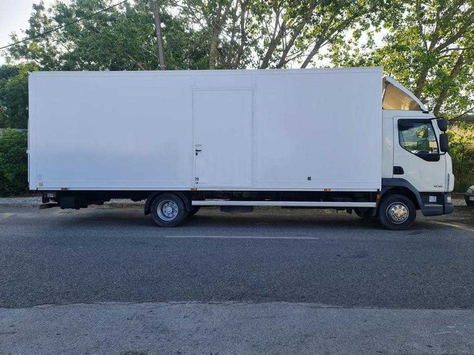 Camião DAF LF 45.180 Caixa Fechada