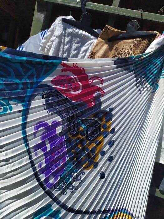 Сарафани та плаття для дівчинки