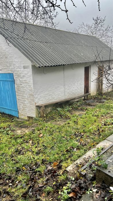 Продам добротний будинок в с. Медвин