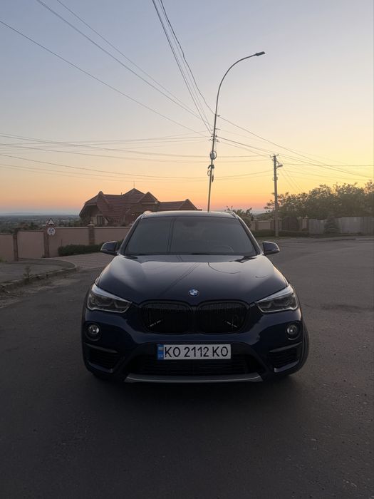 BMW X1 2018 VIN WBXHT3C34J5K31590 фото оголошення 3 з 13