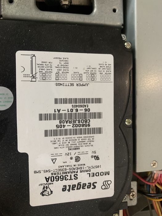 Раритетний Dell . Всс працює