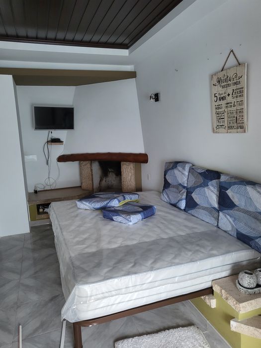 Arrendo quarto com todo conforto