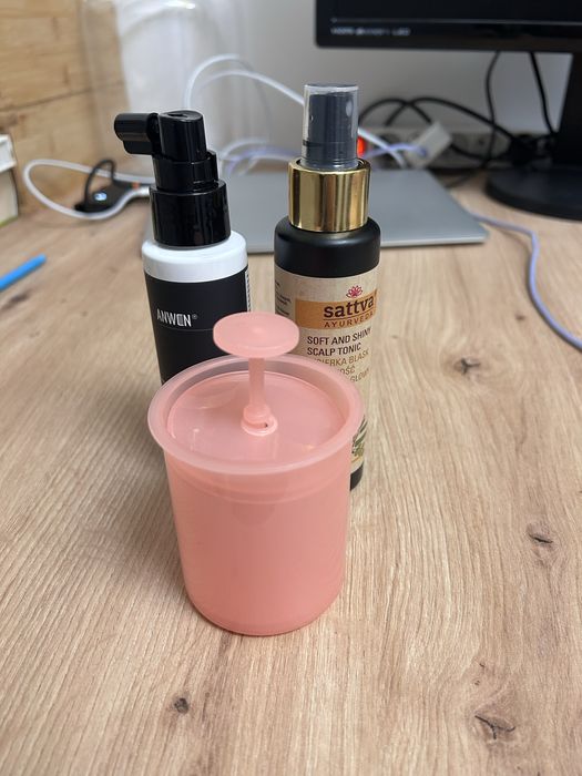 Wcierka i peeling do skóry głowy + gratis