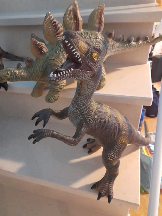 Set of 4 play dinosaurs64584713588609120