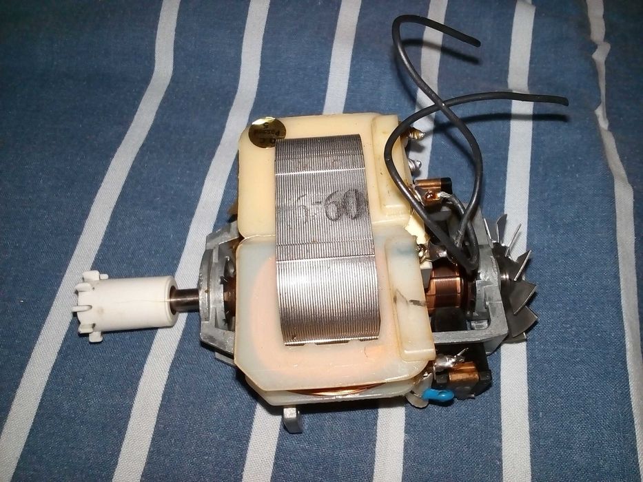 U2-245J электродвигатель