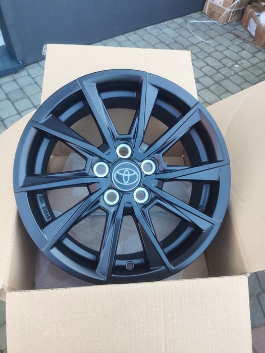 Nowe alufelgi felgi 15 6J et45 5x100 toyota Yaris IV 
oryginał toyota