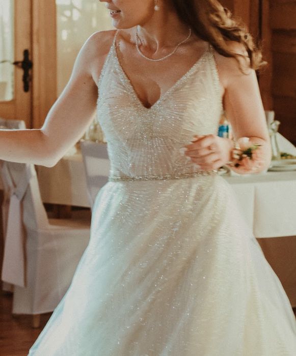 Suknia ślubna z koralikami cekinami tiul M/38