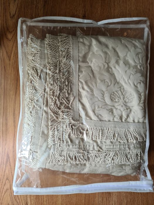 Colcha Bege 240x260