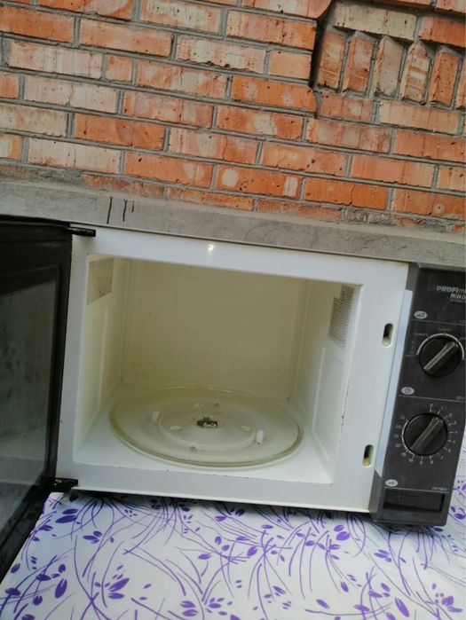 Продам мікрохвильовку
