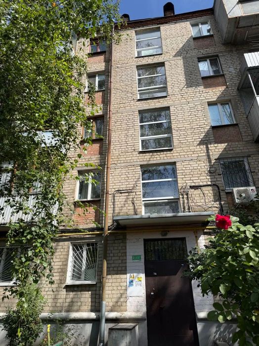 3-к, Вартових Неба вул., 48, Павлове Поле