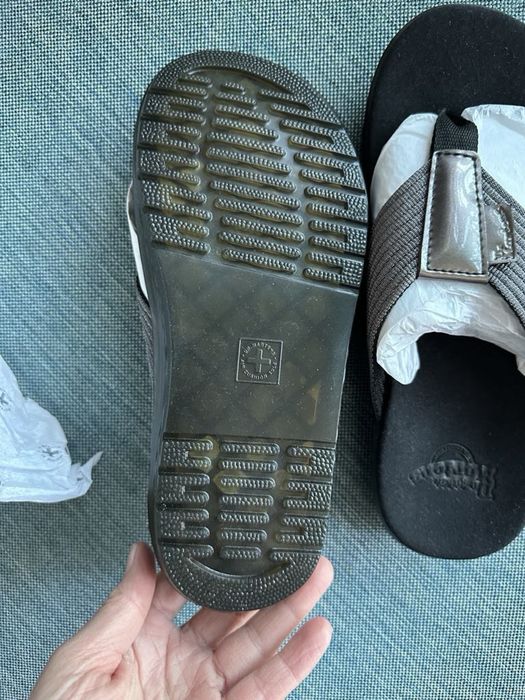Martens klapki damskie