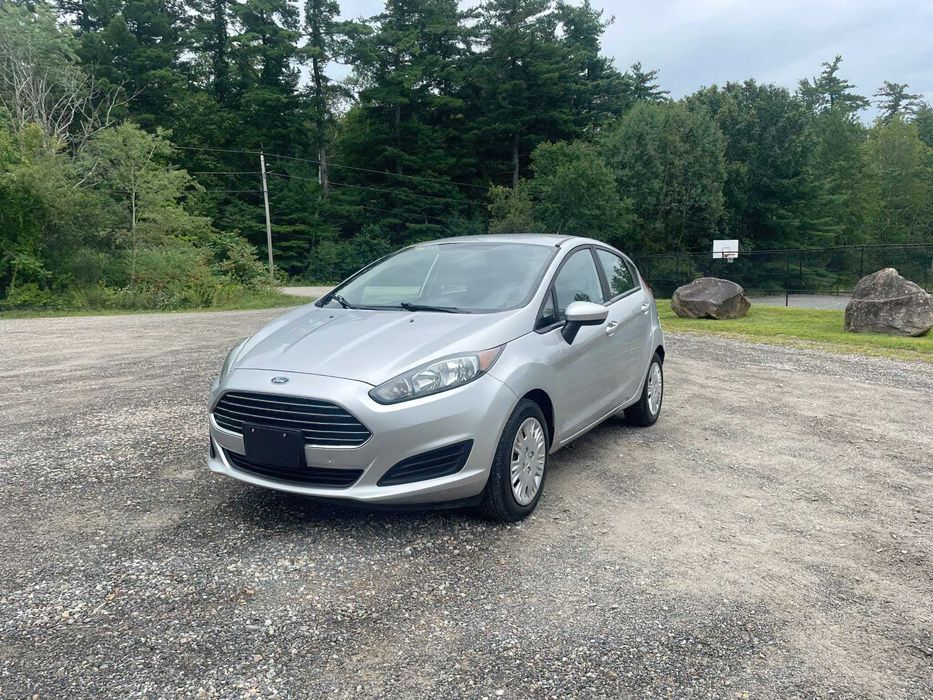 Ford Fiesta Titanium      2015