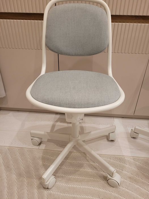 Krzesło obrotowe ORFJALL ikea dla dzieci