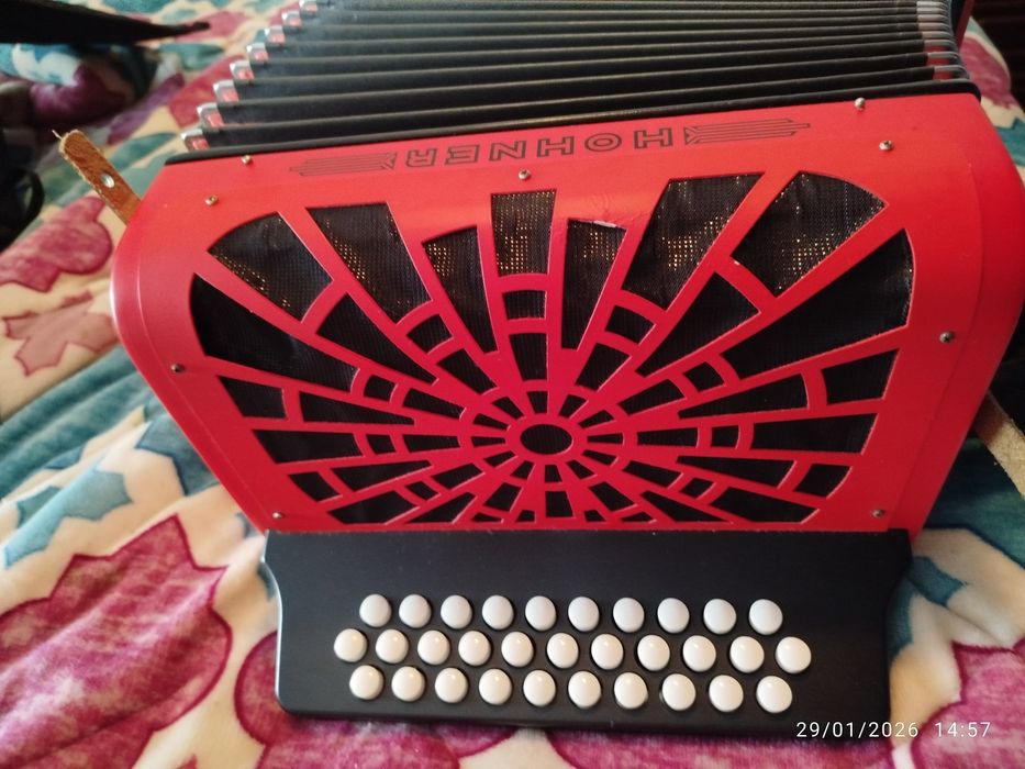 Acordeões HOHNER