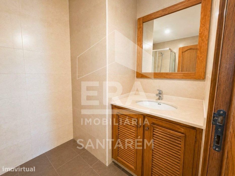 Apartamento T3 com varanda