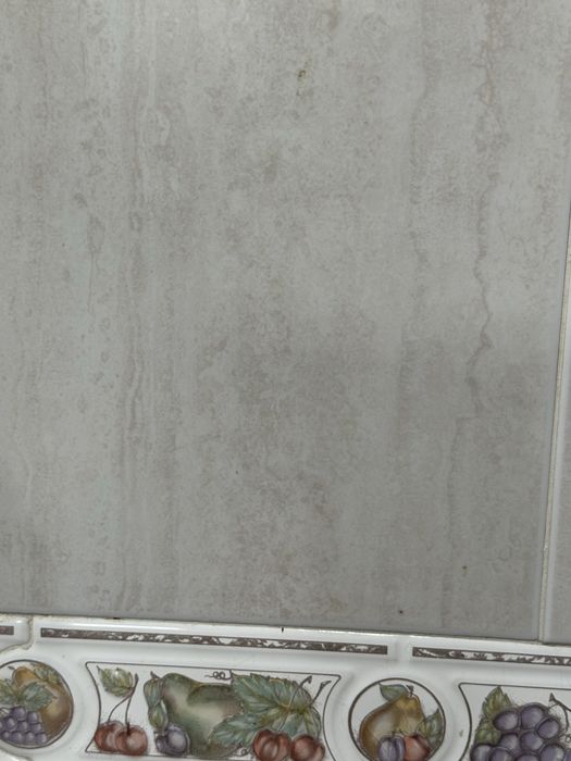 Barra de azulejo e azulejo 40x25