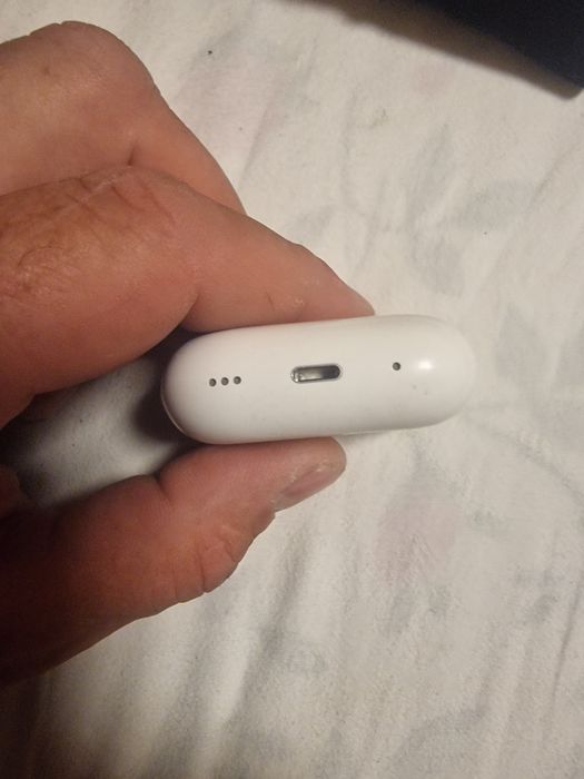 Etui oryginalne do airpods A2700