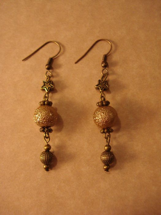 Brincos feitos à mão, compridos / Preço consoante modelo - Novos