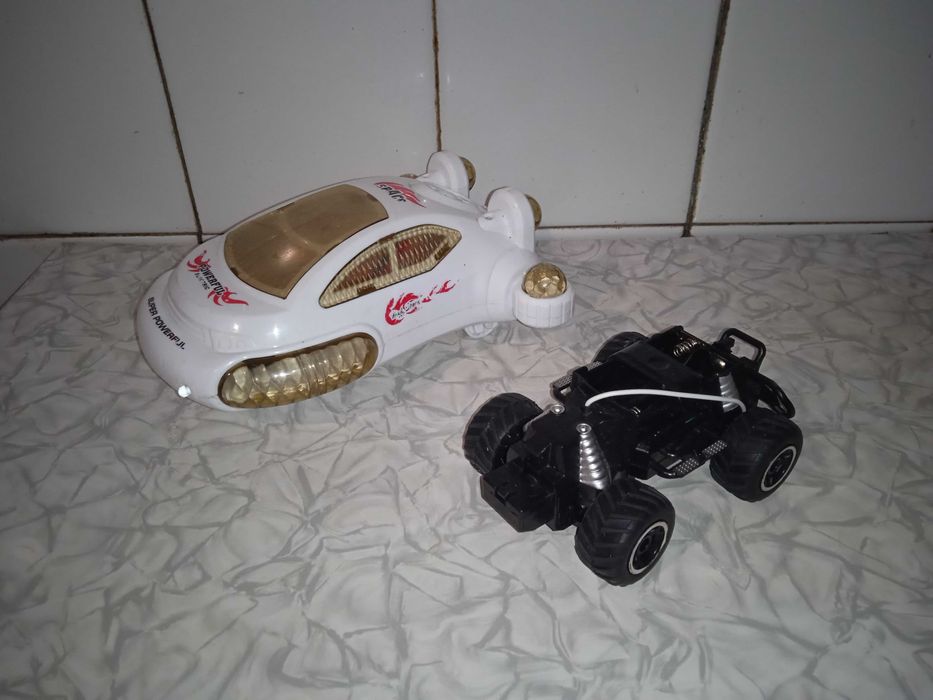 Машинка радиоуправляемая