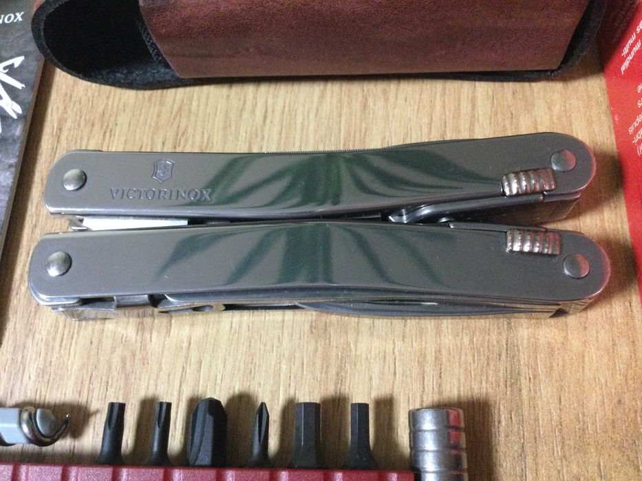 Ніж Victorinox SwissTool Spirit XC Ratchet 3.0236.L